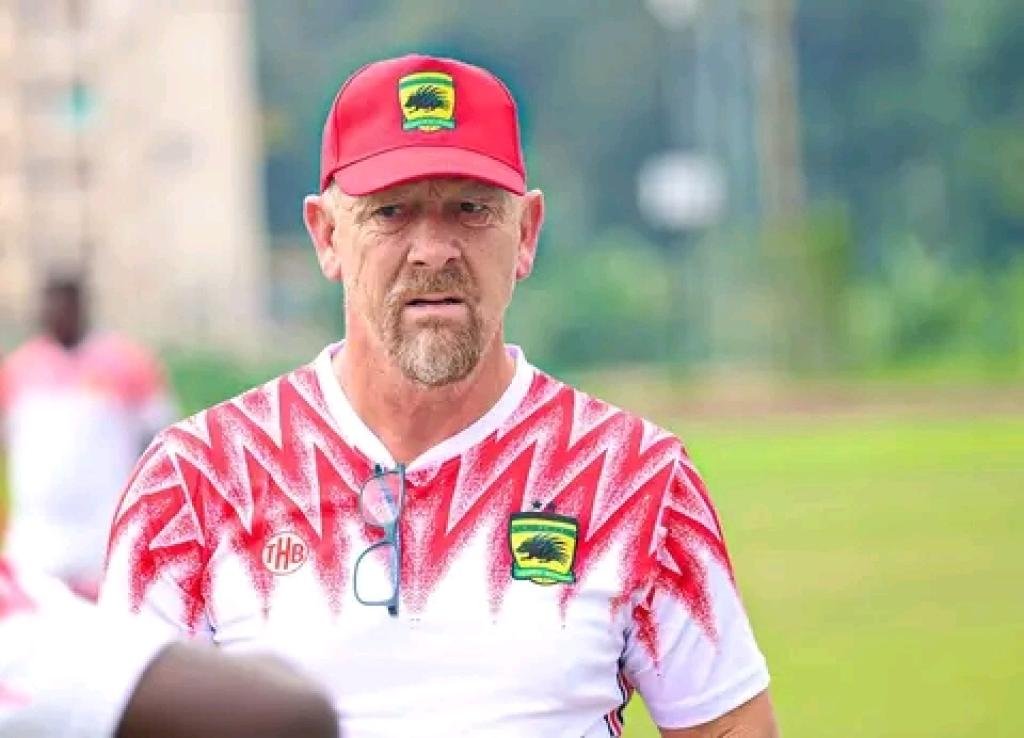 Asante Kotoko board tasks new coach Eric Tinkler to win Ghana Premier League next season