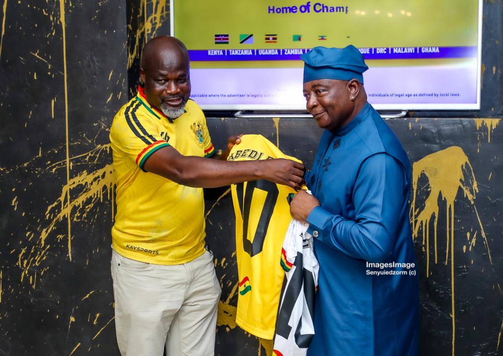 Kaysports honours Abedi Pele and Anthony Baffoe